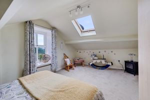 Attic Room- click for photo gallery